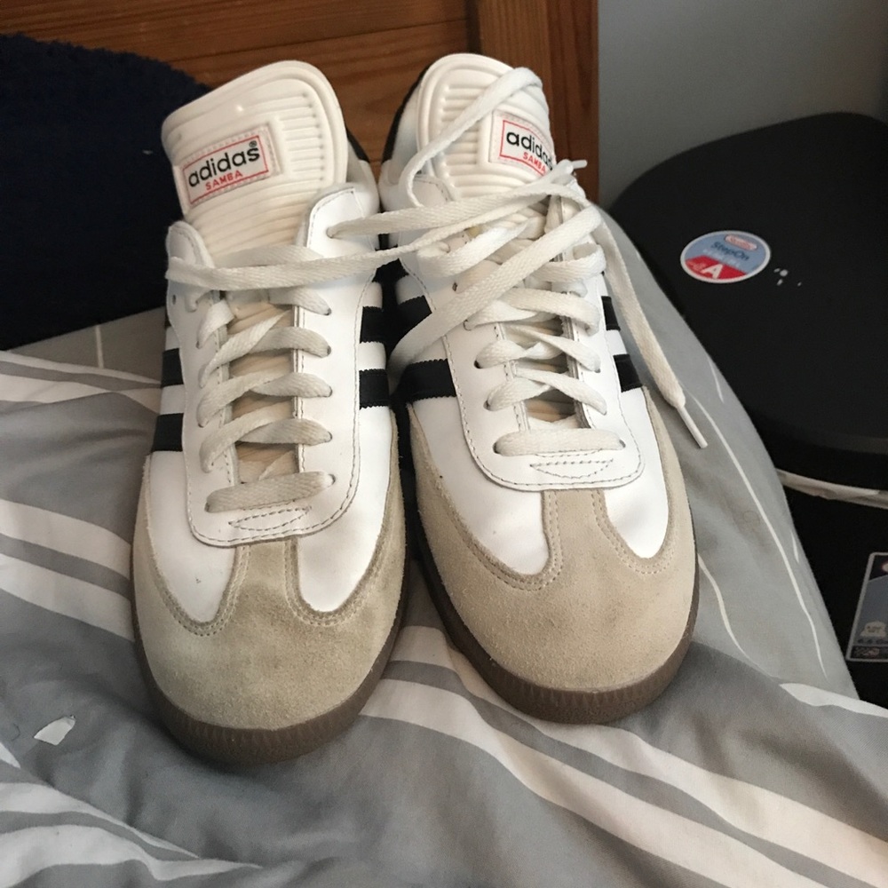Men's Adidas Samba size 9