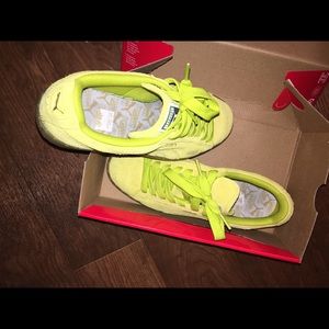 Puma Suede Sz 7 W/ box