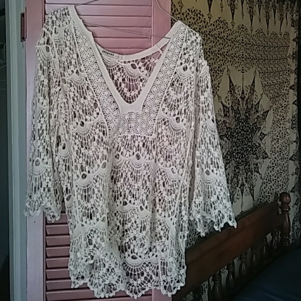 CUTE BLOUSE