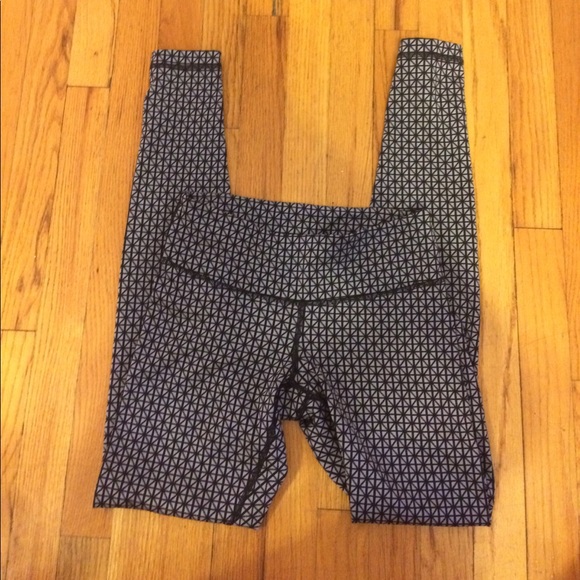 Lululemon Patterned Leggings | lululemon athletica rare lululemon athletica patterned Lululemon Patterned Leggings | lululemon athletica rare lululemon athletica patterned