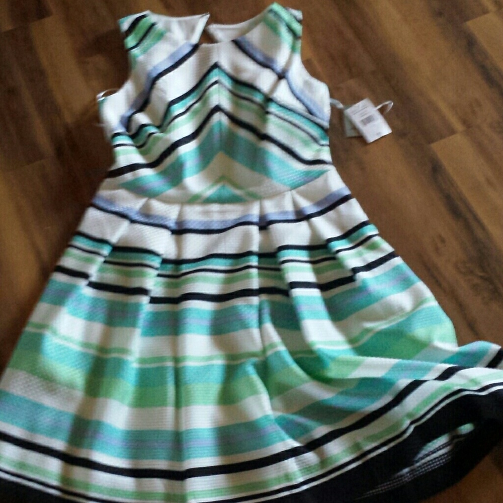 Donnie and Nicole  size 10 Dress