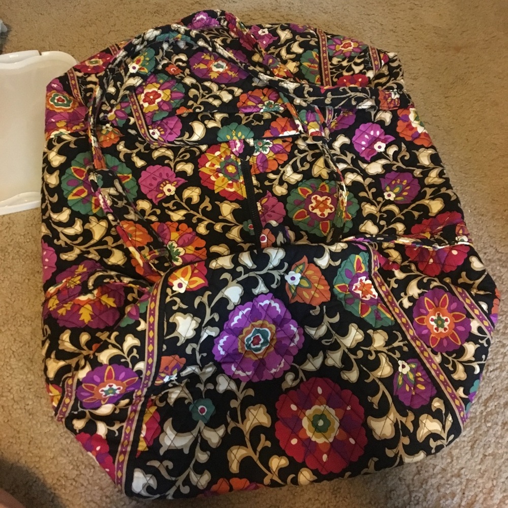 Vera Bradley large duffle bag!!