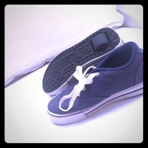 Boys navy blue Heely sneakers