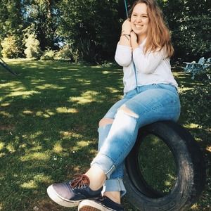 Meet your Posher, Peri