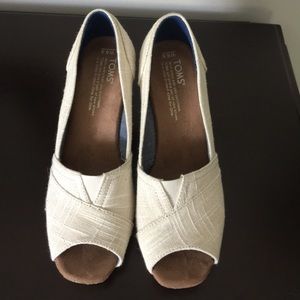 Tom's cork sole wedges