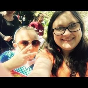 Meet your Posher, Reneé