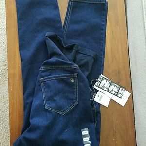XL maternity jeans