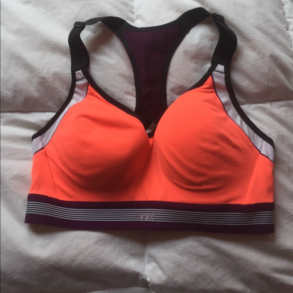Victoria's Secret Incredible by Victoria Sport Bra