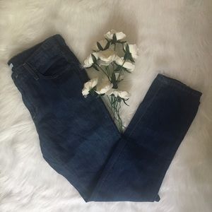 Joe's Jeans Jeans - Joe's Medium Wash Straight Leg Jean Joe's Jeans Jeans - Joe's Medium Wash Straight Leg Jean