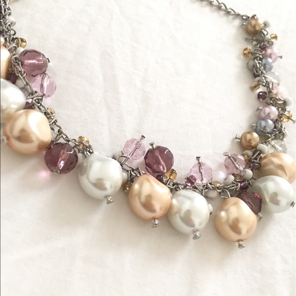 ✨Pretty pearl statement necklace