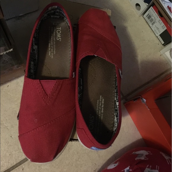 Red toms