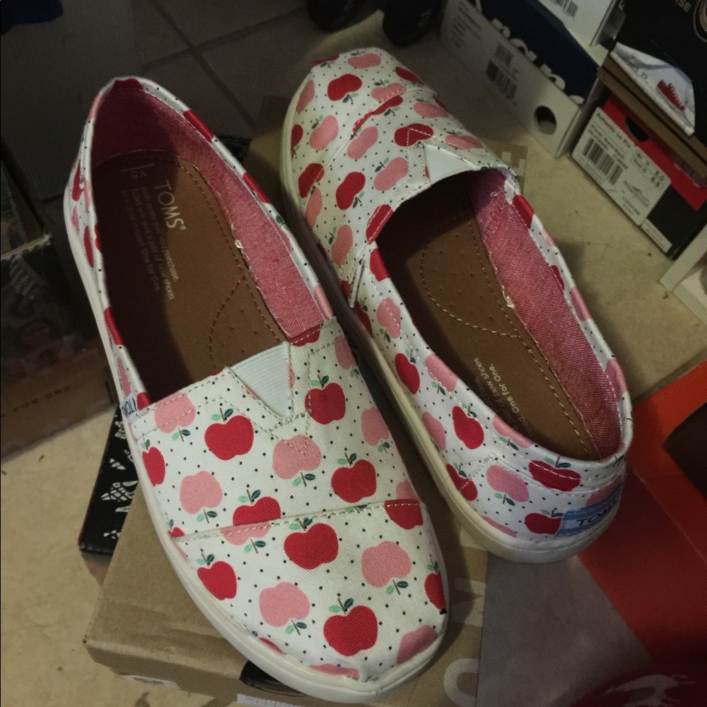 Natural Apple Canvas