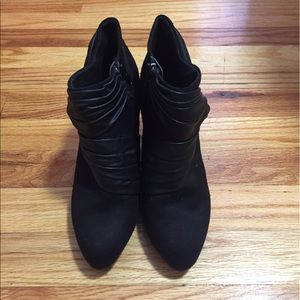 Black heel ankle booties