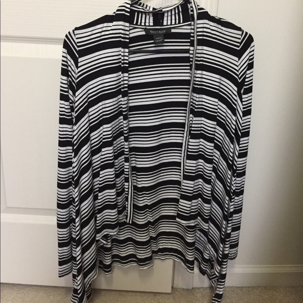 White House black market kimono