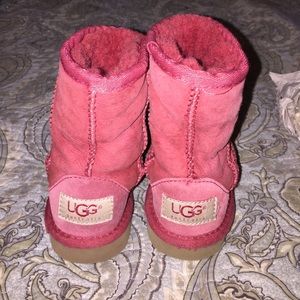 UGGS❣️