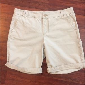 Gap khaki shorts, size 8