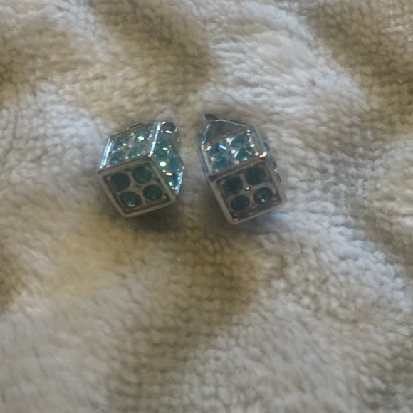 Jewelry - Dice stud earrings