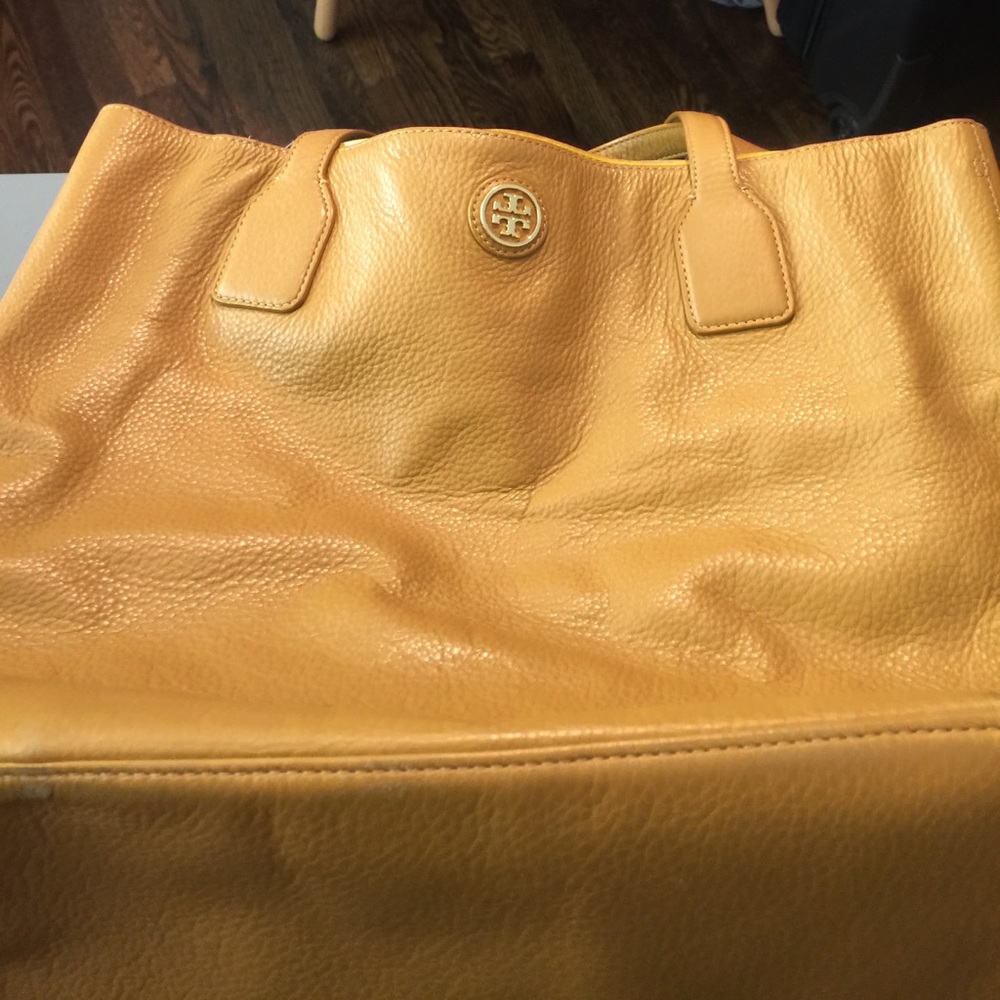 Tory Burch leather bag