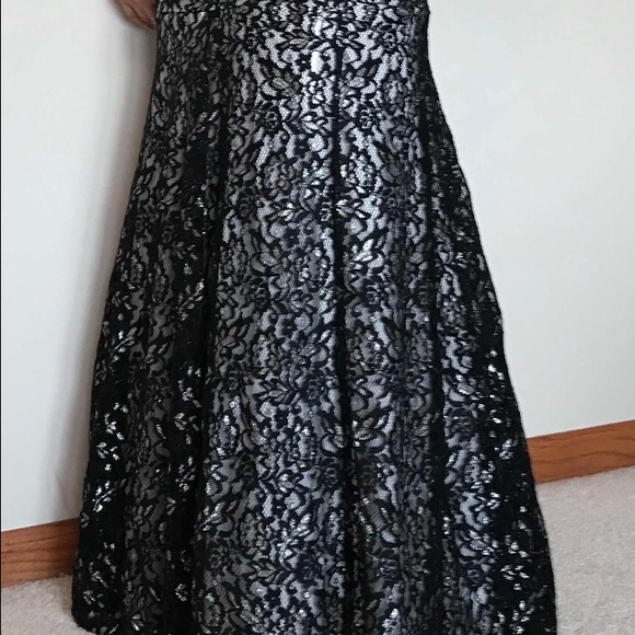 Black lace dress SIZE 7 - Picture 2 of 2