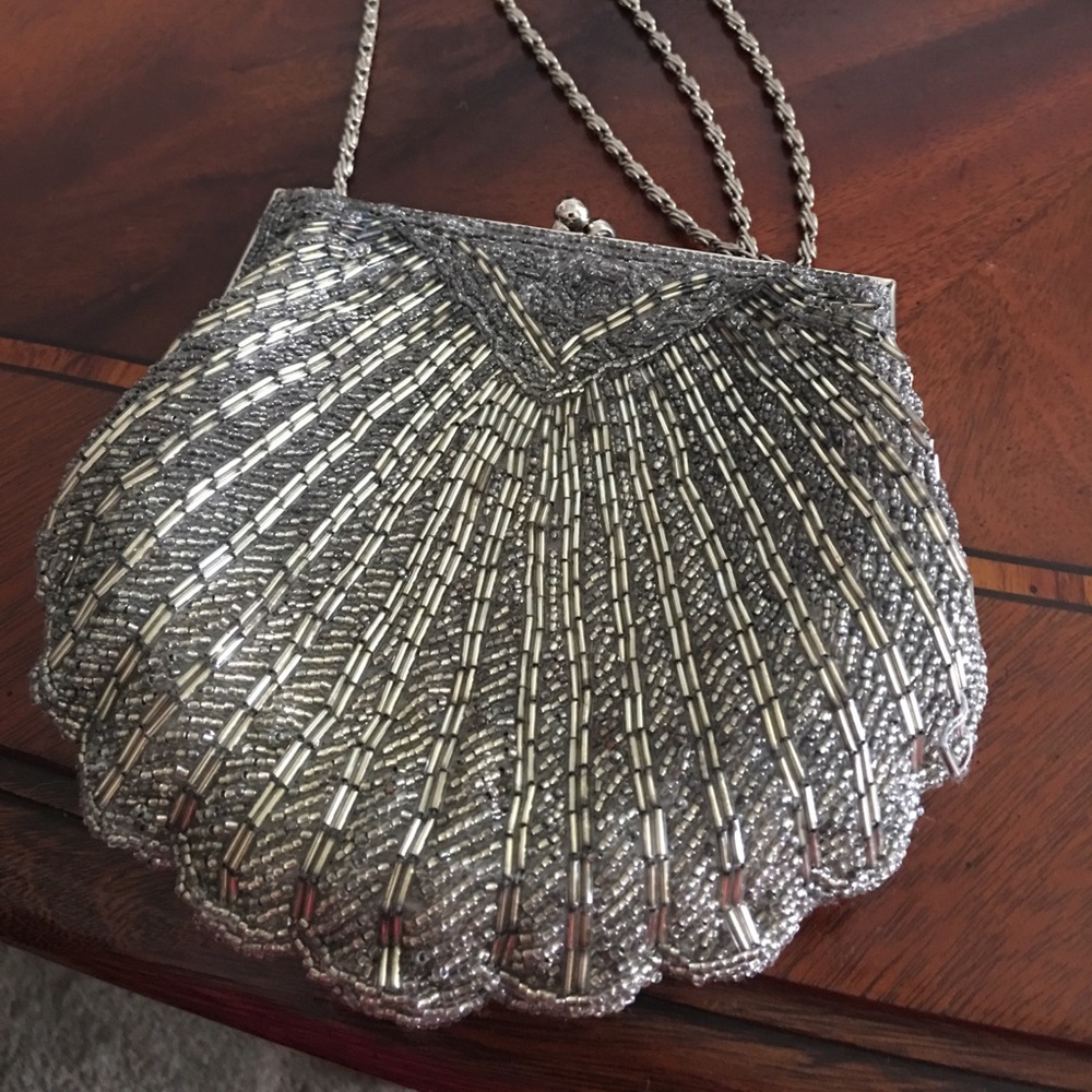 Evening Purse😎👸🏻🐝❤️