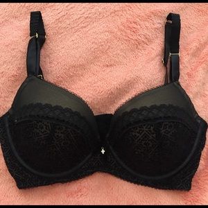 Sexy black lace bra 🔥