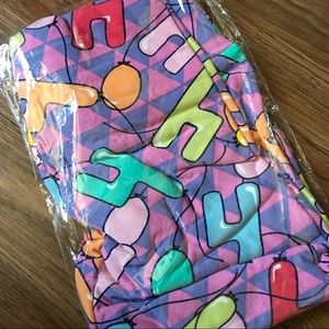 LuLaRoe birthday leggings