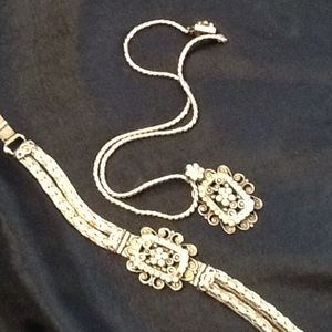 Matching necklace and ring