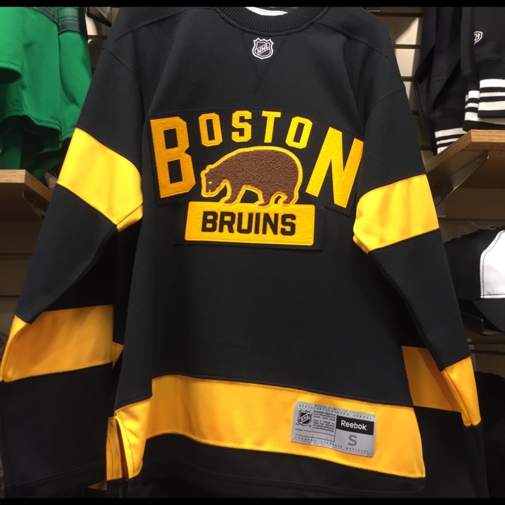 Boston bruins jersey brand new
