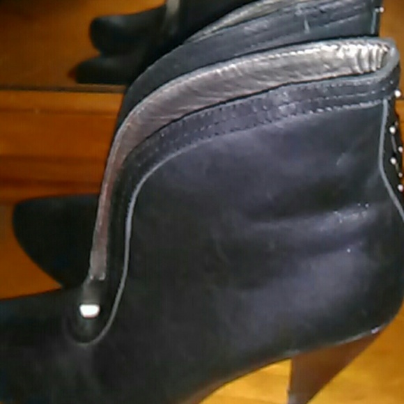 Seychelles Bootie heels - Picture 2 of 3