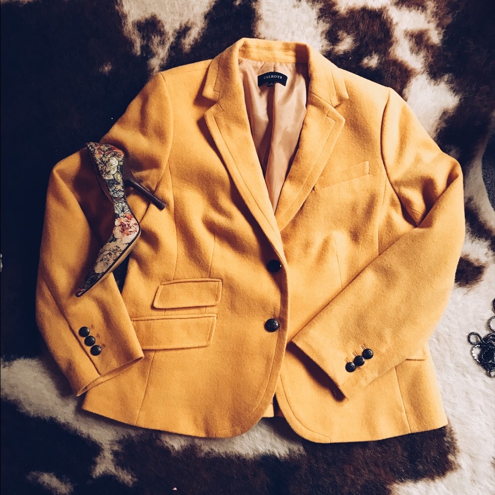 🎉🛍 HOST PICK 🎉🛍Talbots mustard yellow blazer