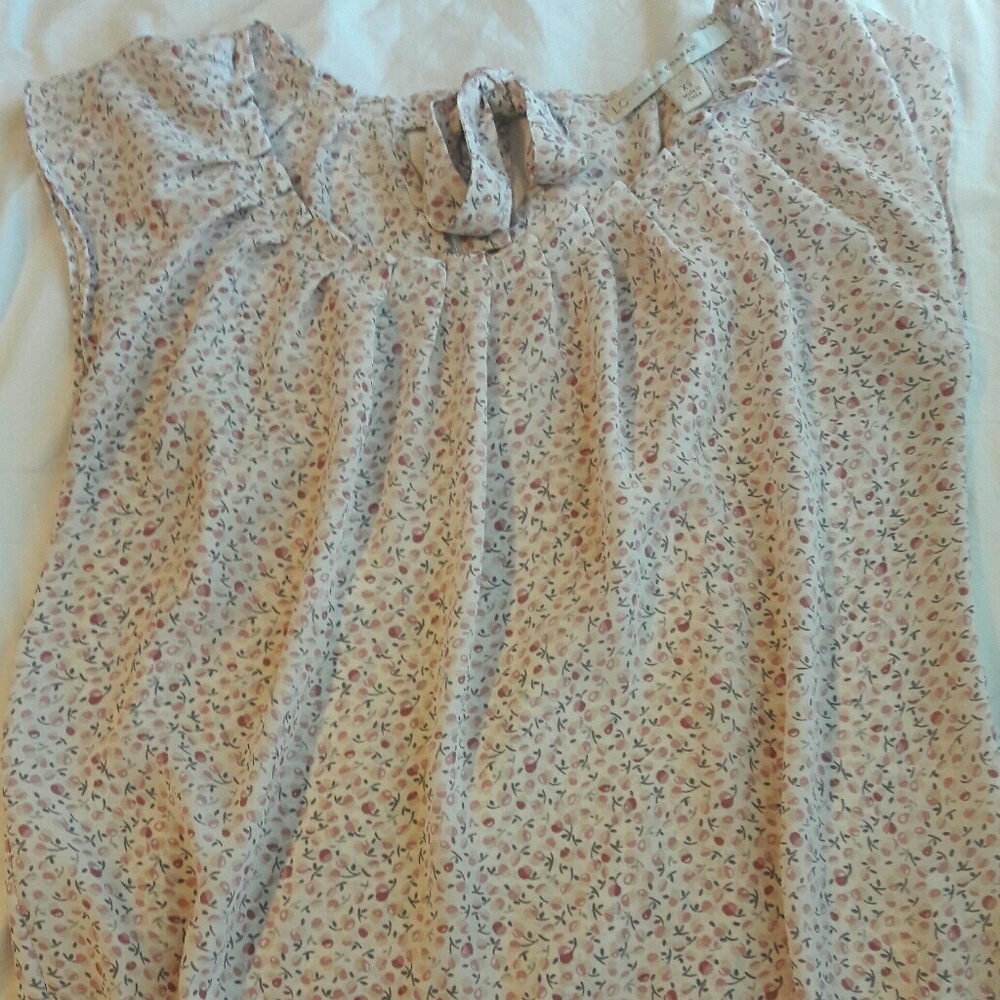 Lauren Conrad top