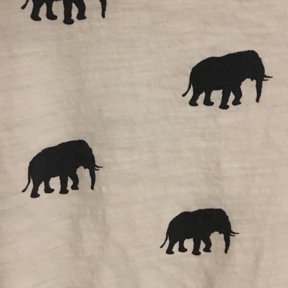 Elephant print crop Tshirt - Picture 2 of 4