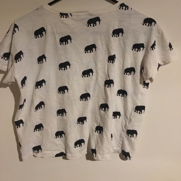 Elephant print crop Tshirt - Picture 3 of 4