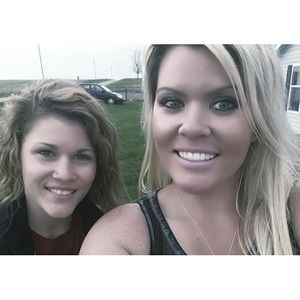 Meet your Posher, Catherine