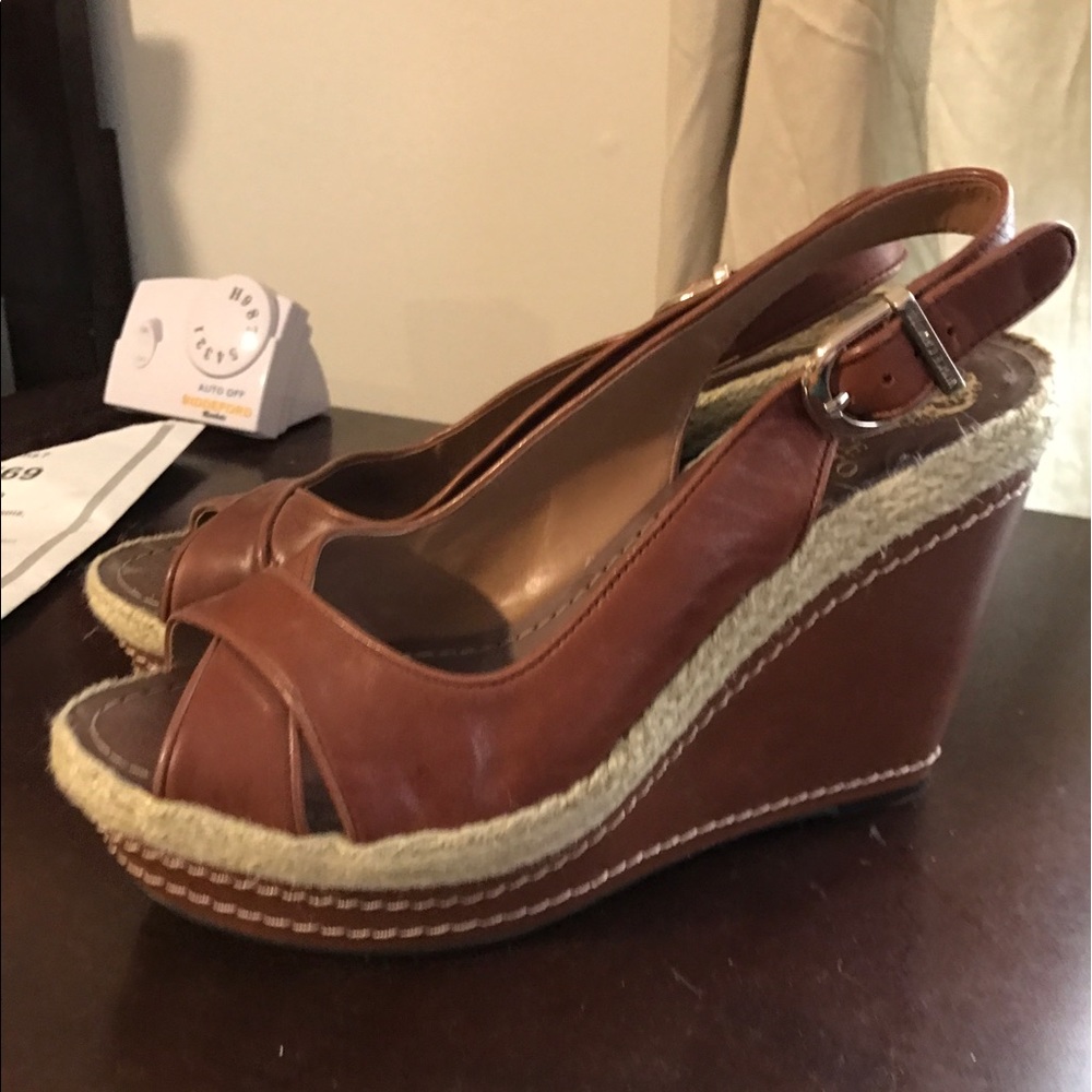 Vince Camuto Wedges