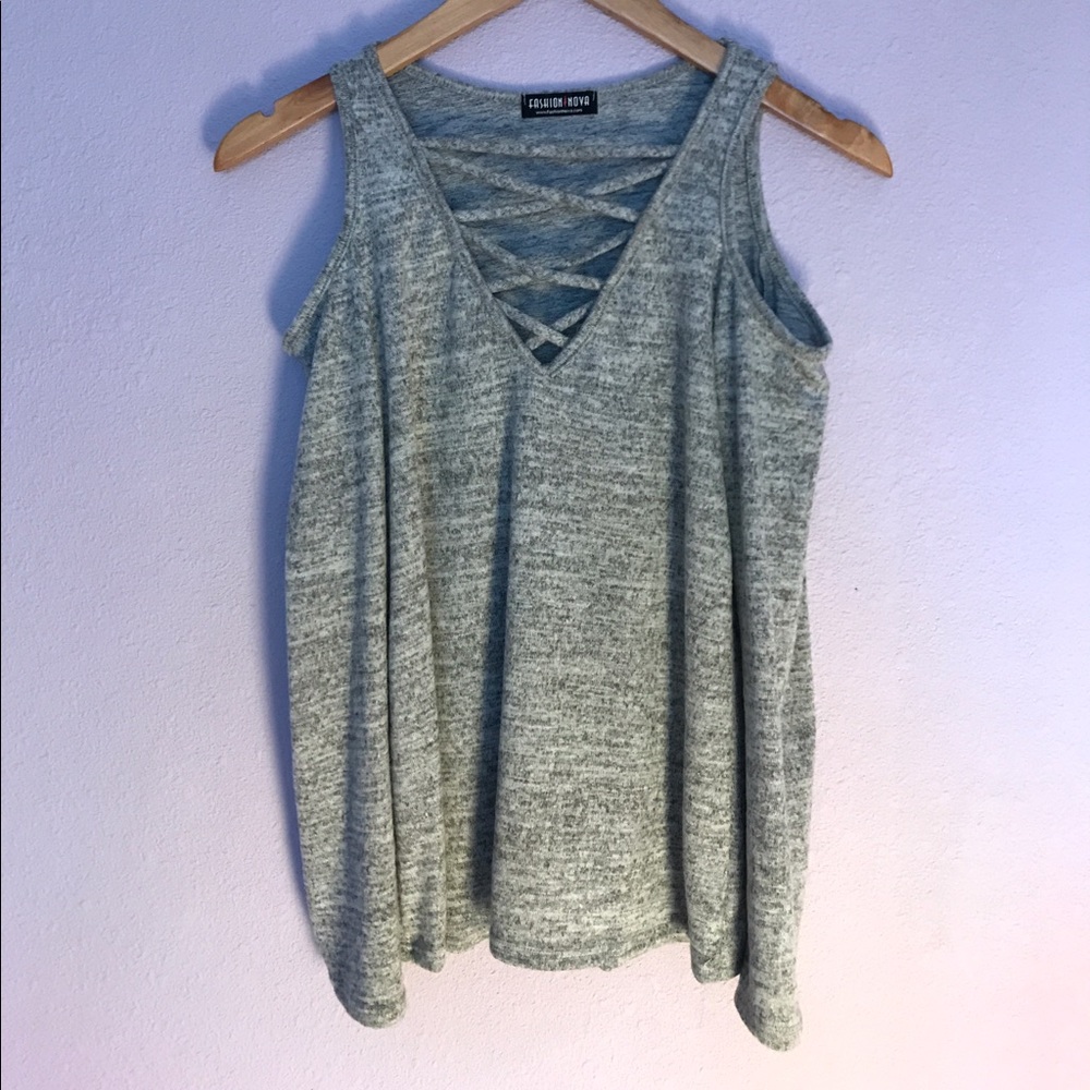 Open shoulder gray top