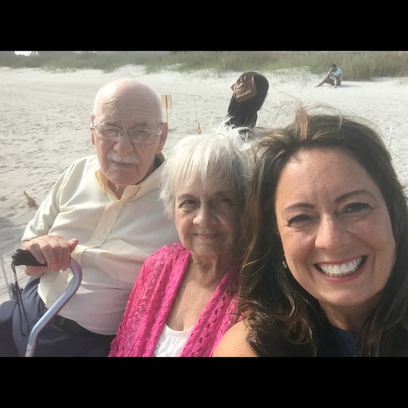 Meet your Posher, Darlene - Picture 4 of 13