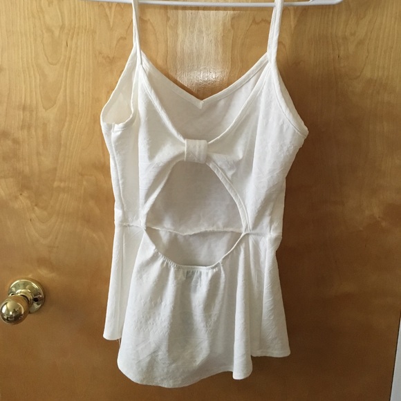 White open back tank top - Picture 2 of 3
