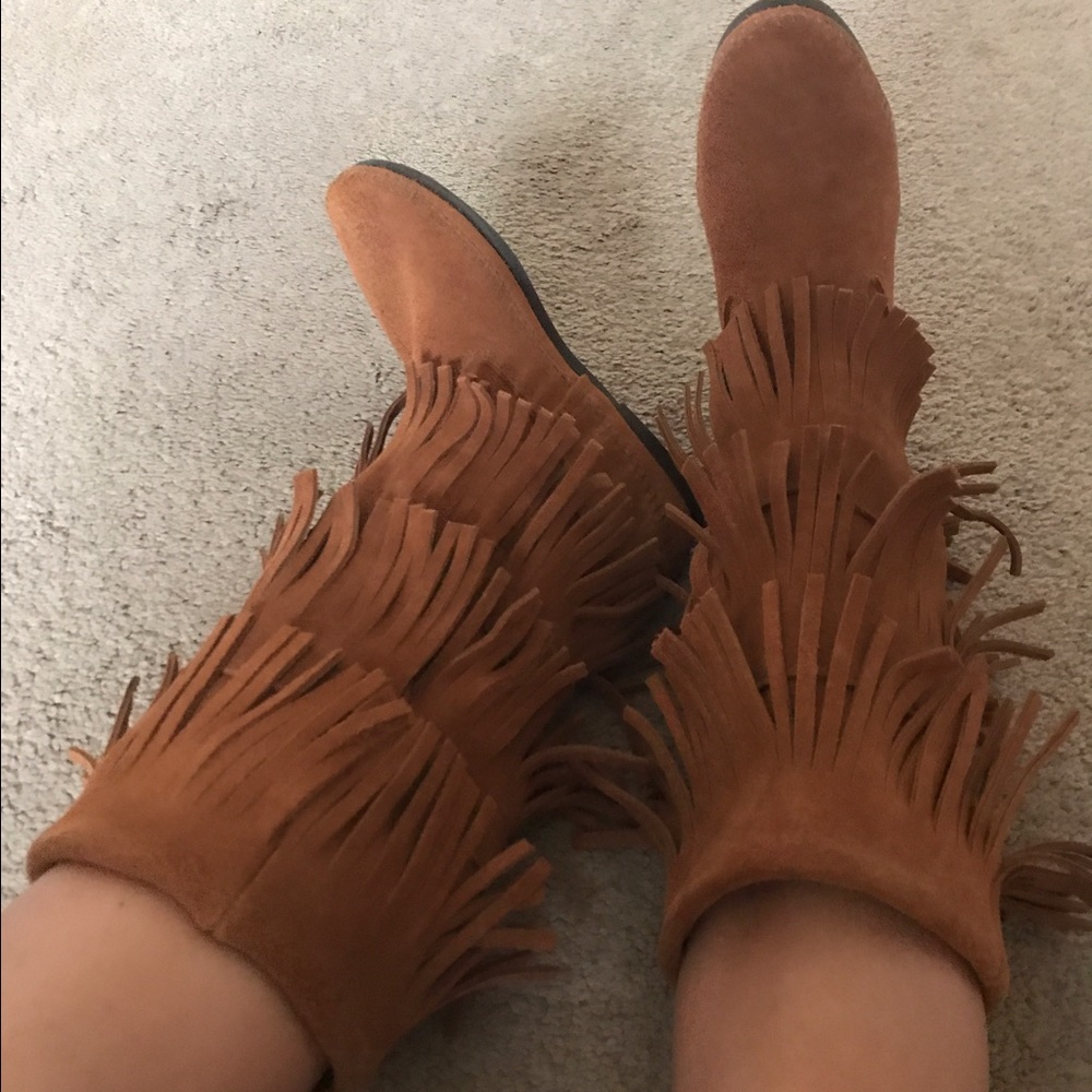 Minnetonka Fringe Boots