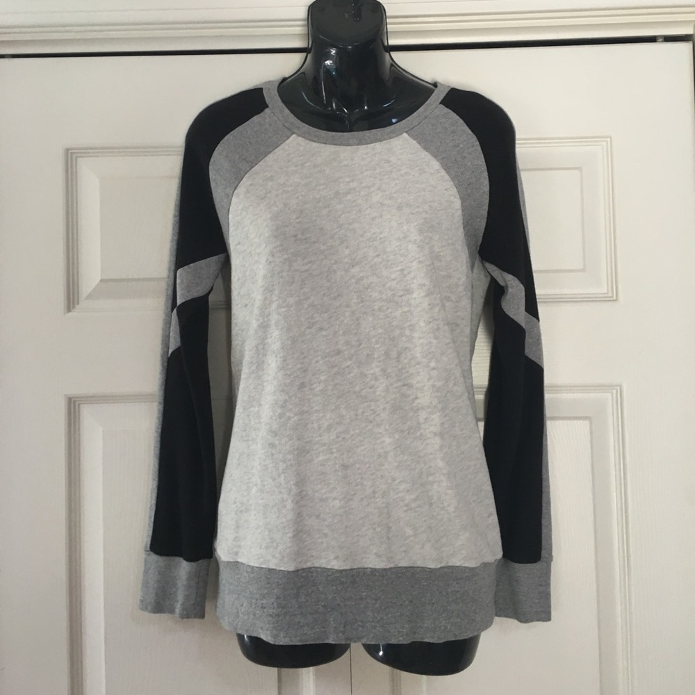 Women's j crew sweater like new