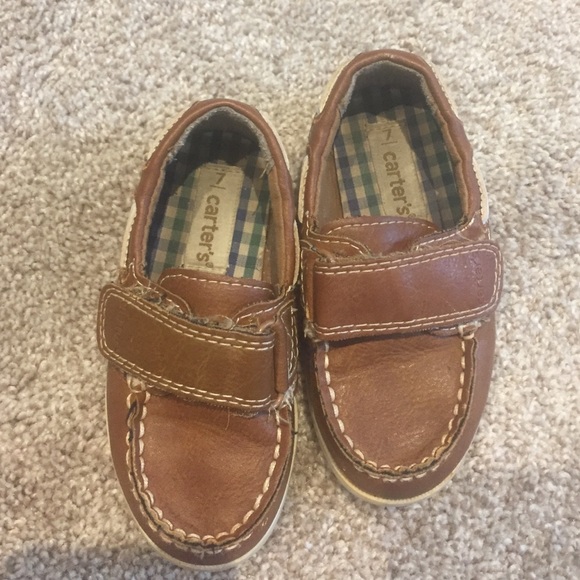 Carter's toddler size 7 boat shoes. - Picture 2 of 4