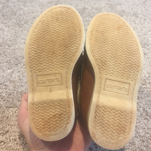 Carter's toddler size 7 boat shoes. - Picture 4 of 4