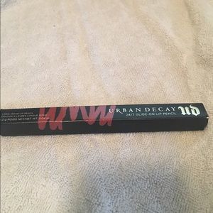 Urban Decay Gash 24/7 Lip Liner