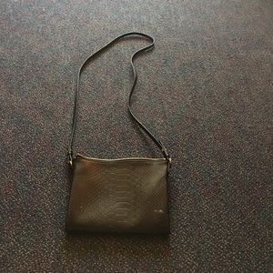 Black shoulder length bag/purse