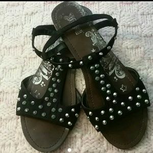 Black Studded Sandles