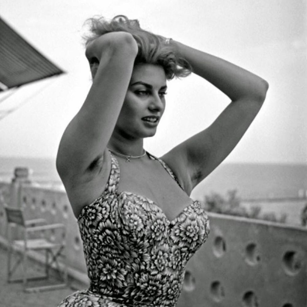 Meet your Posher, Selida