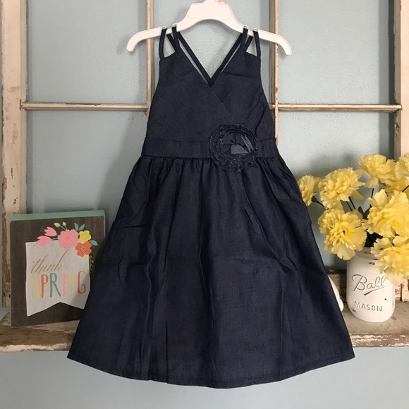 Other - Crisscross strap sundress