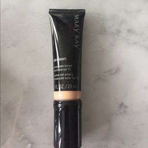 Mary Kay cc cream