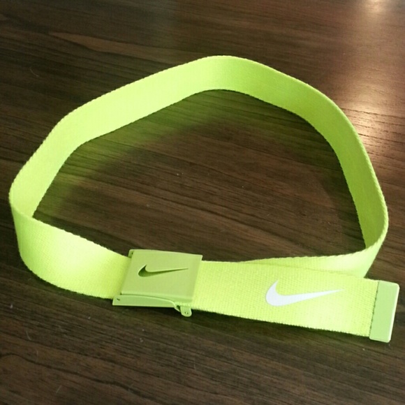Nike Other - Nike Golf Bright Yellow Belt 43in