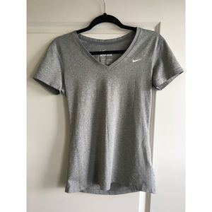 Nike dri-FIT V neck Tee